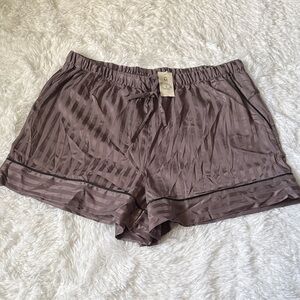 NWT Auden Deep Purple Luxe Satin Pajama Shorts Striped Size M